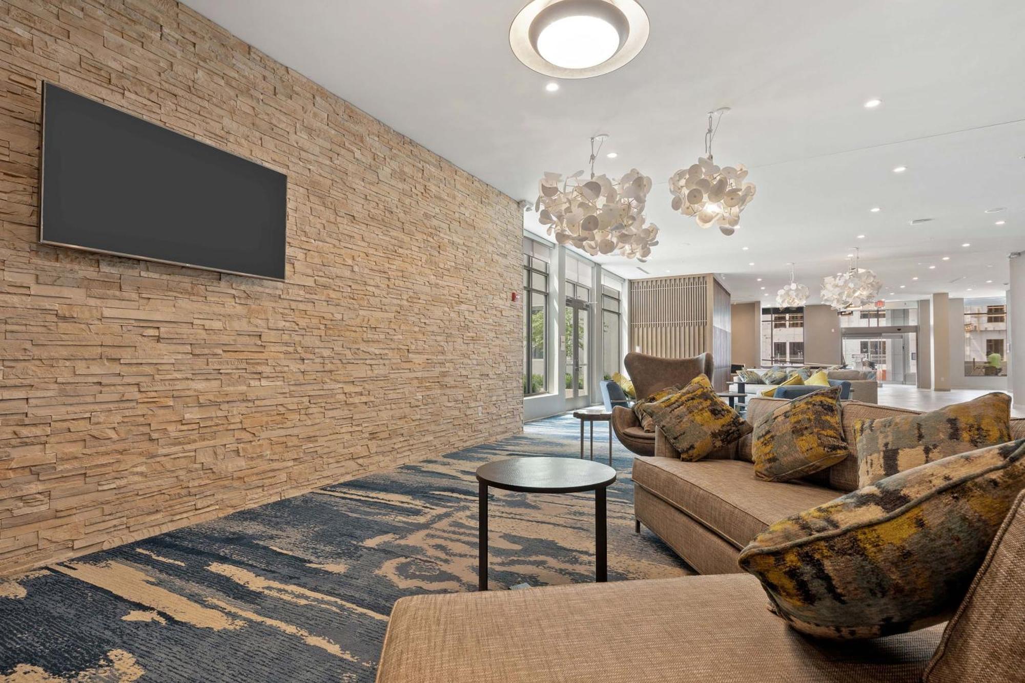 Element Hampton Peninsula Town Center Hotel Kültér fotó